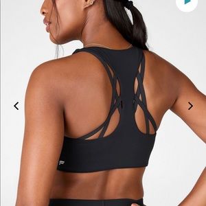 Fabletics Kessler High Impact sports bra